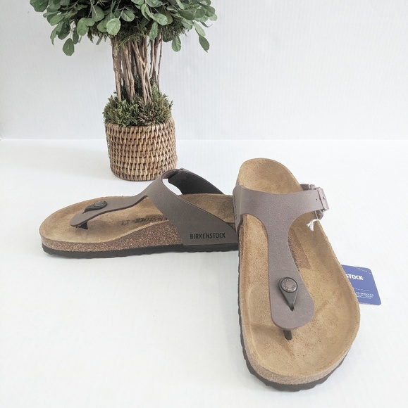 Birkenstock Shoes - NWT Birkenstock Gizeh Thong Sandal Size 39